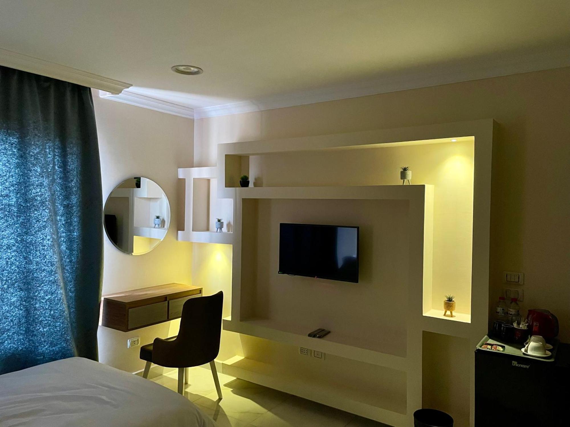 Pyramuse Inn Nazlat as Sammān Esterno foto