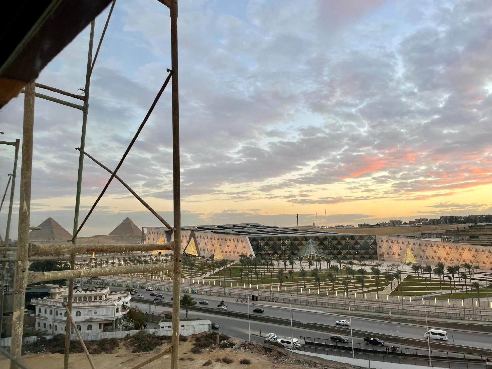 Pyramuse Inn Nazlat as Sammān Esterno foto